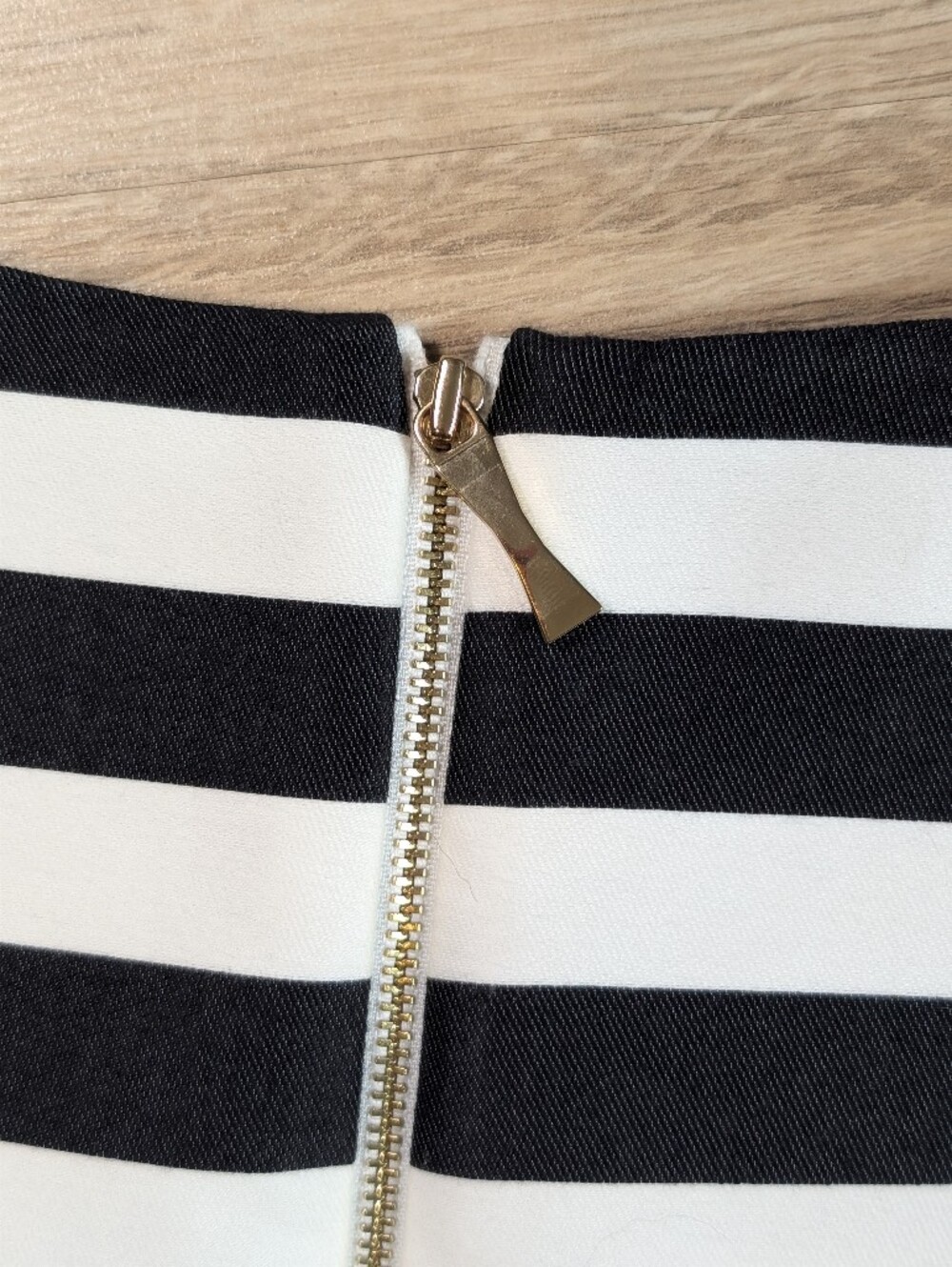 Kate Spade Short Sleeve Cotton/Silk Striped Short Shift Dress - Picture 10 of 11